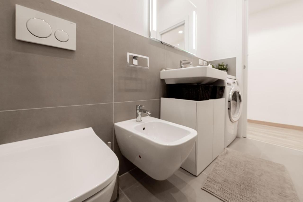 Realkasa La Finestrella Sui Portici Apartman Bologna Kültér fotó
